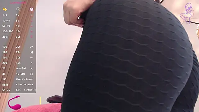 Thayssa ross online show from November 21, 3:11 pm