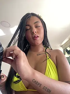 Dulce-diosa online show from March 29, 8:10 pm