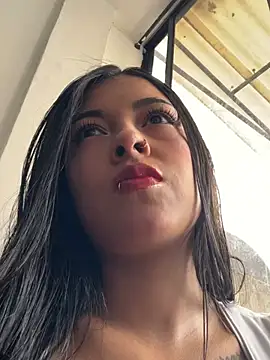 Dulce-diosa online show from January 11, 7:32 pm