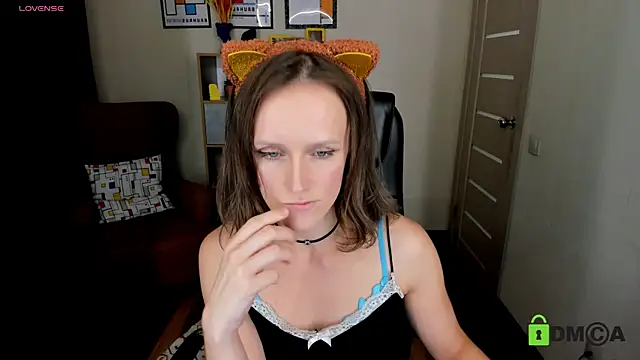 Snapshot of FrancescaCollins chatting on October 3, 3:46 pm FrancescaCollins online show from October 3, 3:46 pm