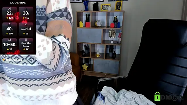 Snapshot of FrancescaCollins chatting on November 2, 5:23 am FrancescaCollins online show from November 2, 5:23 am