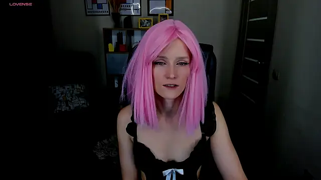 Snapshot of FrancescaCollins chatting on December 4, 3:33 pm FrancescaCollins online show from December 4, 3:33 pm