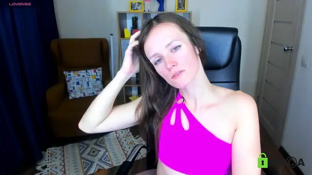 Snapshot of FrancescaCollins chatting on February 15, 11:06 am FrancescaCollins online show from February 15, 11:06 am