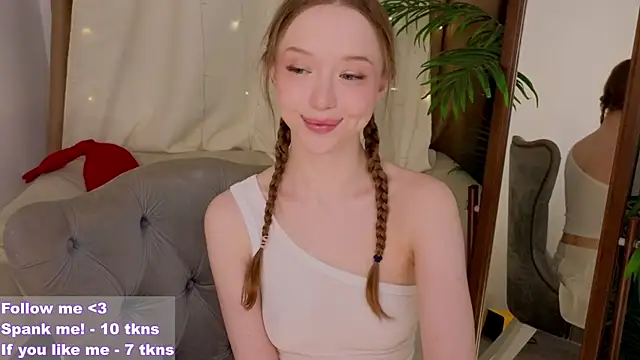 VioletMills online show from February 15, 11:58 pm
