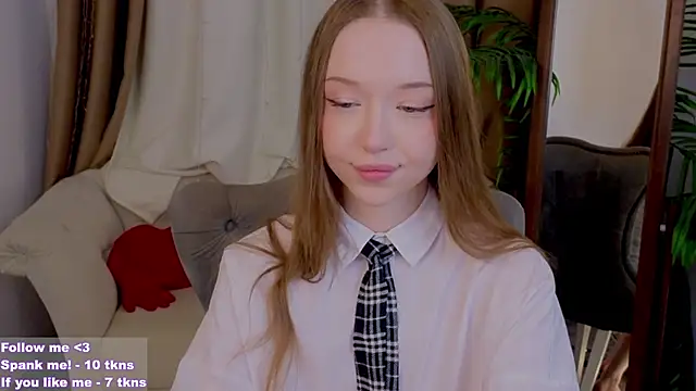 VioletMills online show from February 20, 8:58 pm