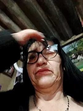 clarita 01 online show from November 18, 10:40 am