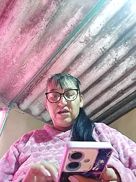 clarita 01 online show from November 8, 11:14 am