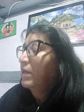 clarita 01 online show from June 1, 1:50 am