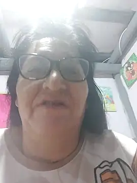 clarita 01 online show from July 13, 10:58 am