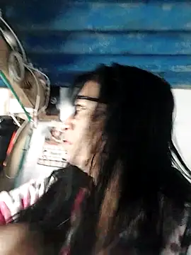 clarita 01 online show from April 15, 1:37 pm