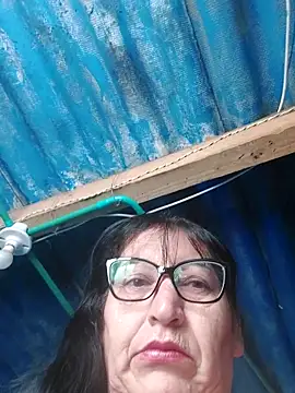 clarita 01 online show from March 4, 12:24 pm