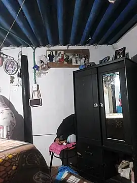 clarita 01 online show from July 18, 10:24 am