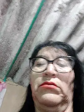 clarita 01 online show from October 25, 10:47 am