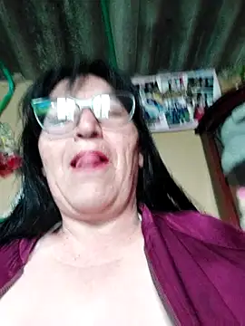 Snapshot of clarita_01 chatting on October 3, 11:45 am clarita 01 online show from October 3, 11:45 am