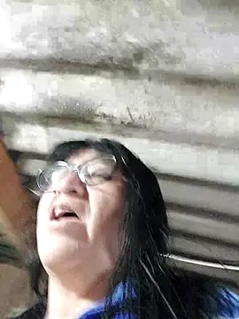 clarita 01 online show from November 4, 11:25 am