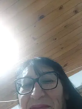 clarita 01 online show from April 1, 12:35 am