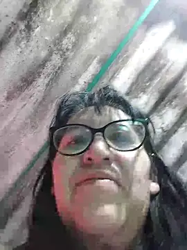 clarita 01 online show from October 31, 10:56 am