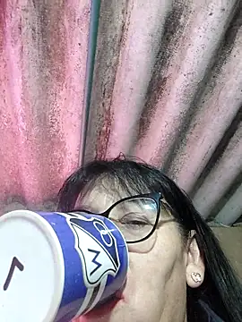 clarita 01 online show from October 21, 12:15 pm