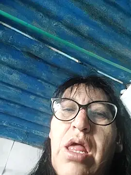 clarita 01 online show from December 15, 1:06 pm