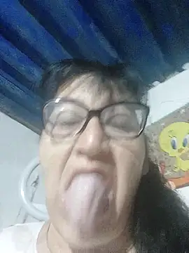 clarita 01 online show from July 11, 10:04 am