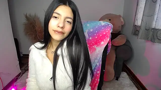 Snapshot of Alin_Aly chatting on October 14, 5:46 pm Alin Aly online show from October 14, 5:46 pm