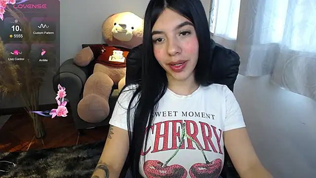 Snapshot of Alin_Aly chatting on February 11, 3:45 pm Alin Aly online show from February 11, 3:45 pm