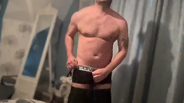 Horny littledevil online show from September 26, 4:14 pm