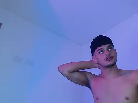 Alex ThomsonXxX online show from January 14, 2:42 pm