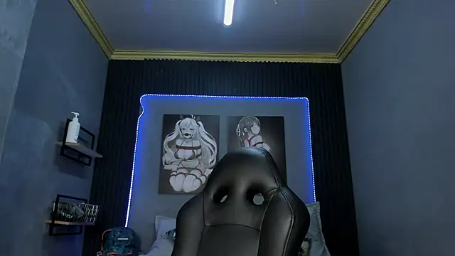 Snapshot of Ethan_lennox chatting on November 18, 3:26 pm Ethan lennox online show from November 18, 3:26 pm