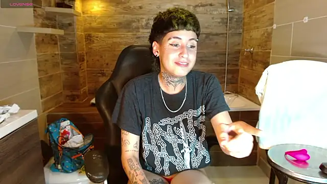 Ethan lennox online show from March 5, 6:59 pm