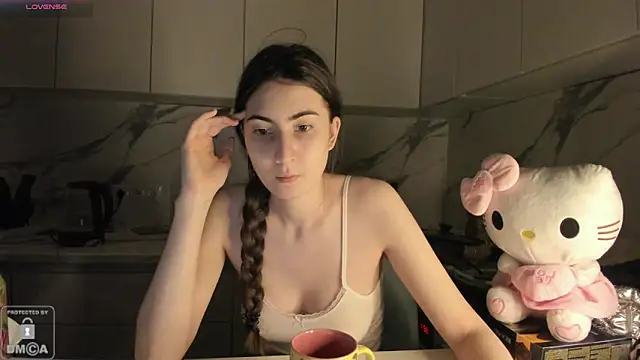 Ayesha Thebestt online show from February 13, 3:12 pm