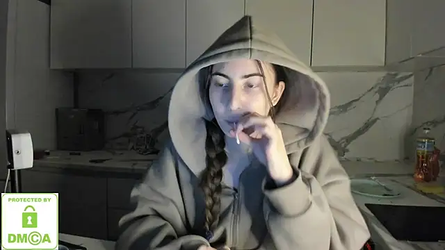 Snapshot of Ayesha_Thebestt chatting on January 8, 4:24 pm Ayesha Thebestt online show from January 8, 4:24 pm