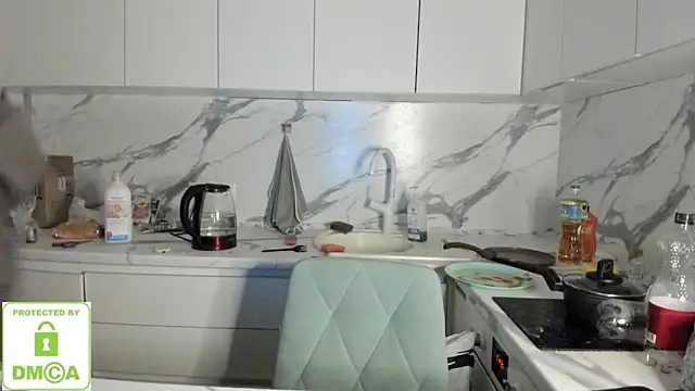 Snapshot of Ayesha_Thebestt chatting on January 10, 10:38 pm Ayesha Thebestt online show from January 10, 10:38 pm