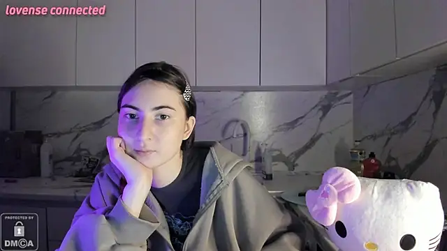 Snapshot of Ayesha_Thebestt chatting on January 15, 3:37 pm Ayesha Thebestt online show from January 15, 3:37 pm