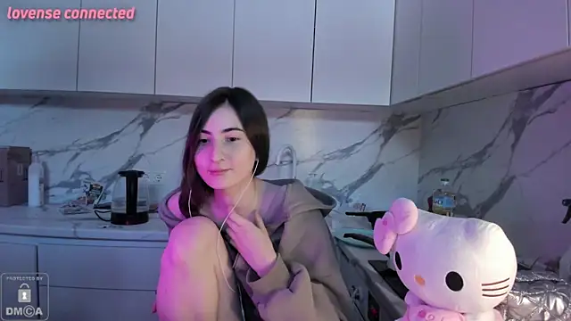 Ayesha Thebestt online show from January 17, 6:50 am