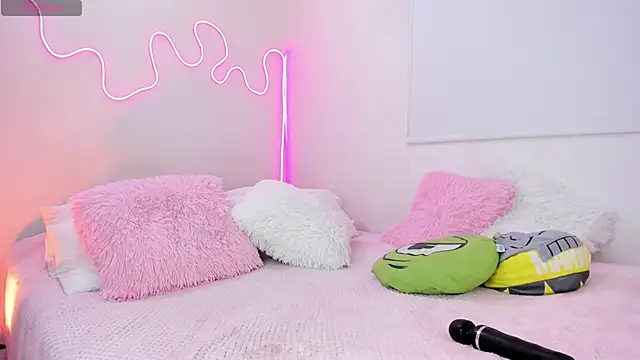 karly rioss online show from March 16, 7:59 am