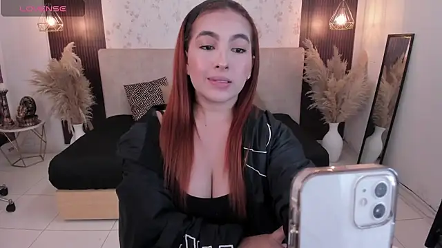 SusyAmis online show from March 8, 3:32 am