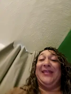 Snapshot of kitty_84 chatting on June 30, 11:38 pm kitty 84 online show from June 30, 11:38 pm