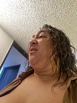 kitty 84 online show from April 8, 1:01 pm