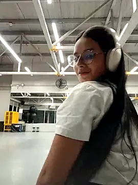  vaness online show from March 26, 5:28 am