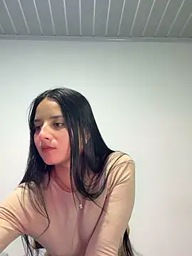  vaness online show from February 10, 5:17 am