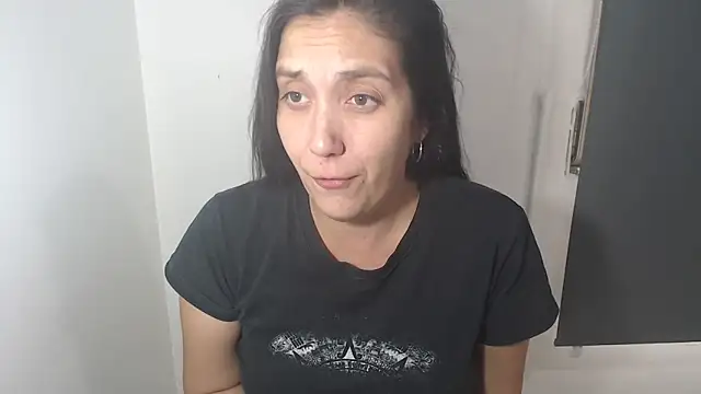 Snapshot of lulitasexy chatting on March 9, 9:46 pm lulitasexy online show from March 9, 9:46 pm