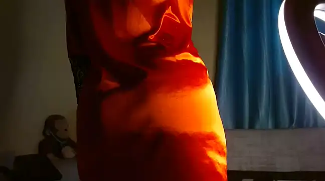 lavishh linds online show from February 22, 7:34 am