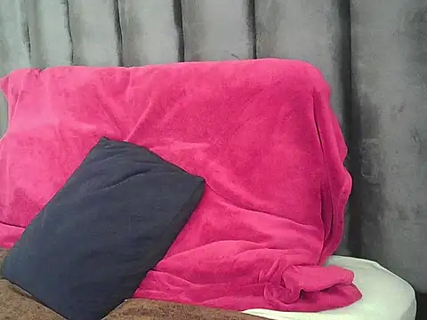 SuvieyX online show from April 10, 6:09 am