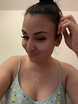 AlexandraRand online show from June 15, 1:55 pm