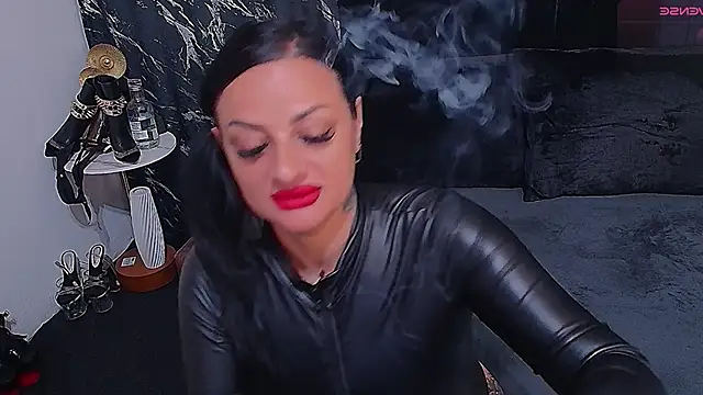 VixenSelena online show from April 23, 4:08 am