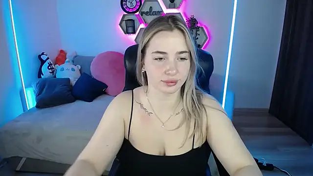 SabrinViolet online show from October 29, 9:08 am