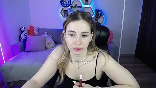 SabrinViolet online show from March 23, 9:09 am