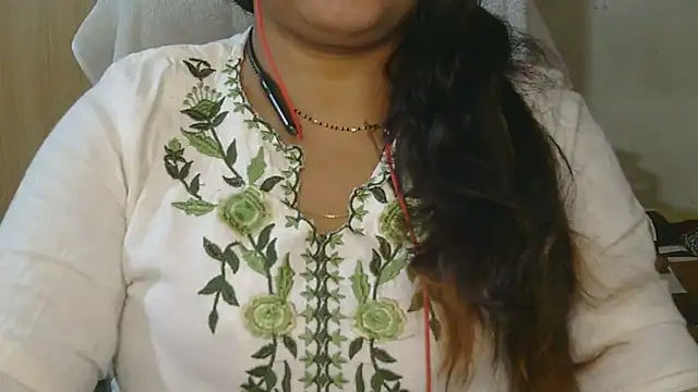 Cute Ruhi99 online show from April 13, 7:23 am