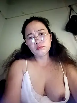 Snapshot of Sexy-asslove90 chatting on October 6, 7:25 pm Sexy-asslove90 online show from October 6, 7:25 pm